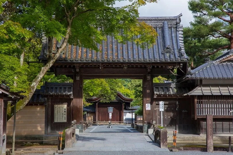 오사카/오츠/교토/고베 4일 호수가 품은 숨겨진 스팟 오츠 낭만가득 항구도시 고베 역사와문화 교토 사슴공원 나라 쇼핑천국 오사카 DAY 1 여행 사진